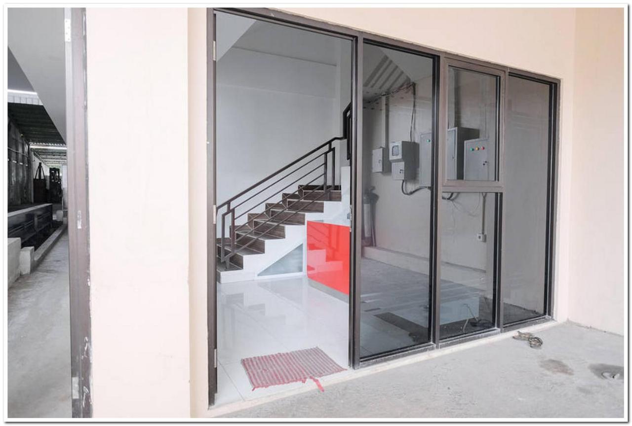 เรดดอร์ซ ใกล้โกตาตูอา 2 Hotel จาการ์ตา ภายนอก รูปภาพ