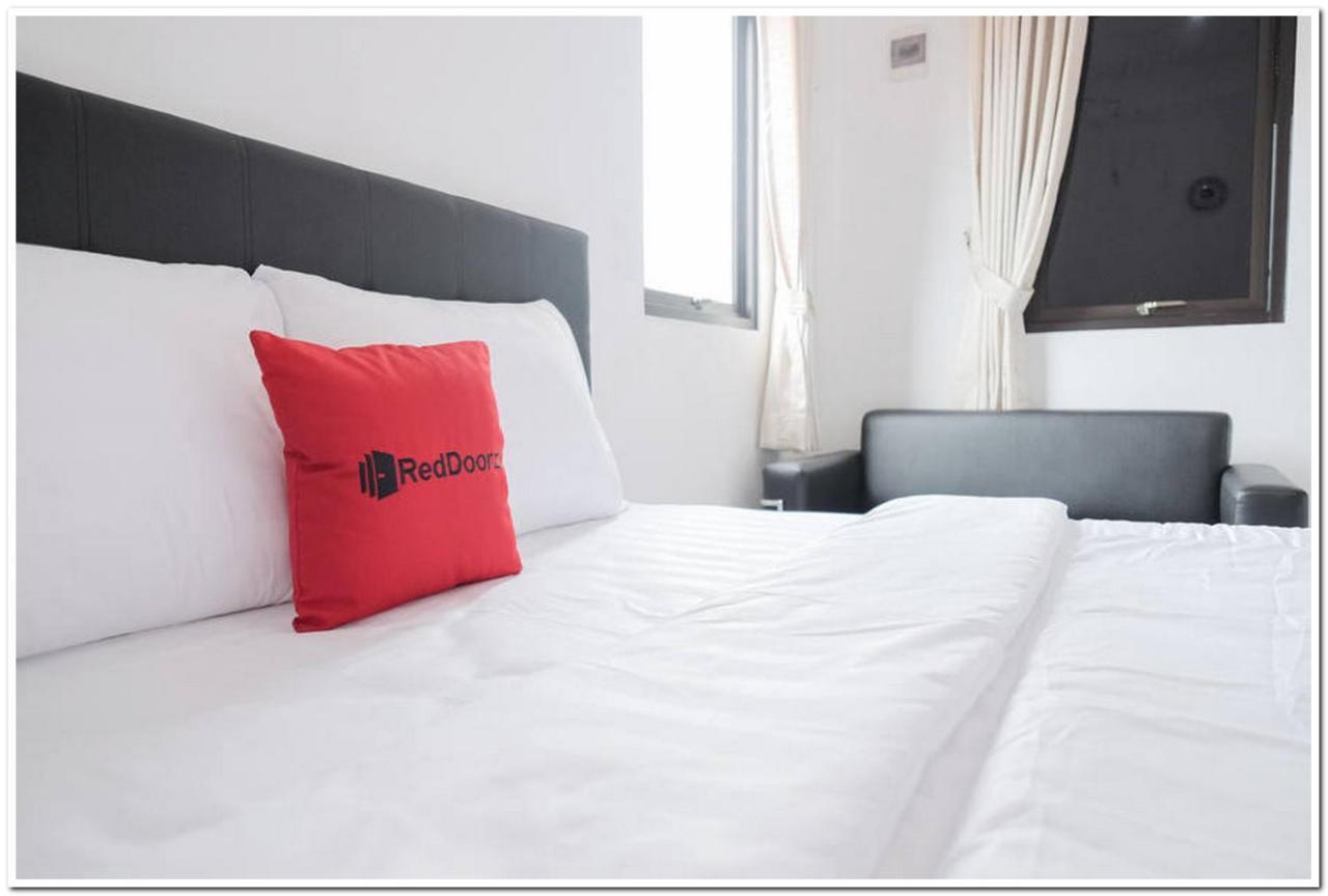 เรดดอร์ซ ใกล้โกตาตูอา 2 Hotel จาการ์ตา ภายนอก รูปภาพ